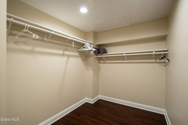 5 Spring Street APT 404, Saratoga Springs, NY 12866