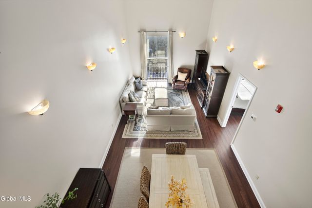 5 Spring Street APT 404, Saratoga Springs, NY 12866