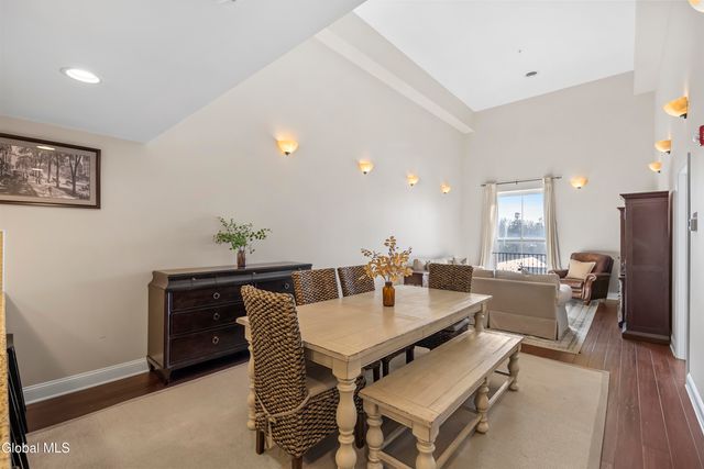 5 Spring Street APT 404, Saratoga Springs, NY 12866