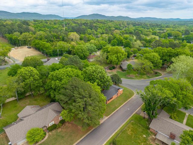 839 Bellaire Drive, Hot Springs National Park, AR 71901