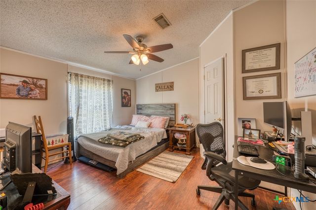 815 County Road 226, Florence, TX 76527