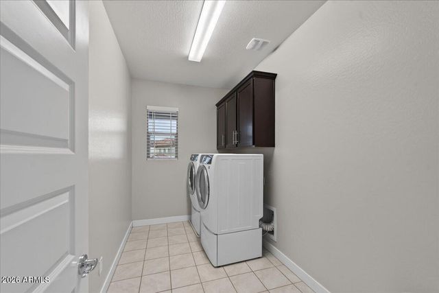 16303 N 2ND Avenue, Phoenix, AZ 85023