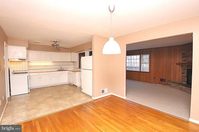 13404 DOWLAIS DR, Rockville, MD 20853