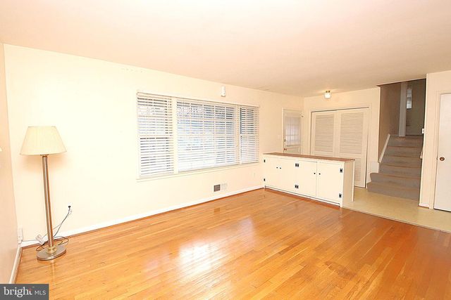 13404 DOWLAIS DR, Rockville, MD 20853