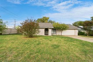 8900 Briardale DR, Austin, TX 78758