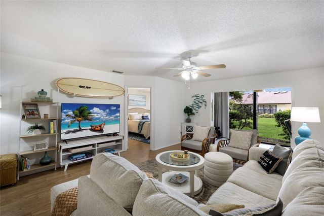 7133 28TH AVENUE W 7133, Bradenton, FL 34209