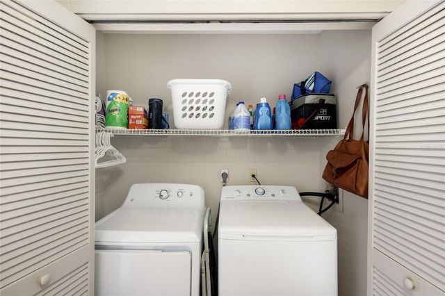 7133 28TH AVENUE W 7133, Bradenton, FL 34209