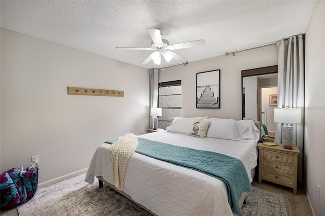 7133 28TH AVENUE W 7133, Bradenton, FL 34209