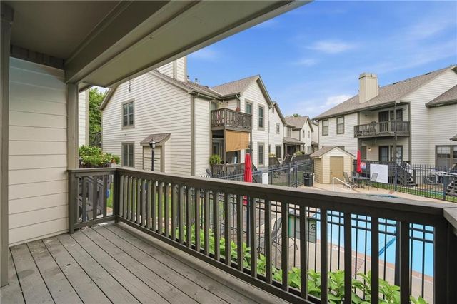 7460 Nall Avenue, Prairie Village, KS 66208