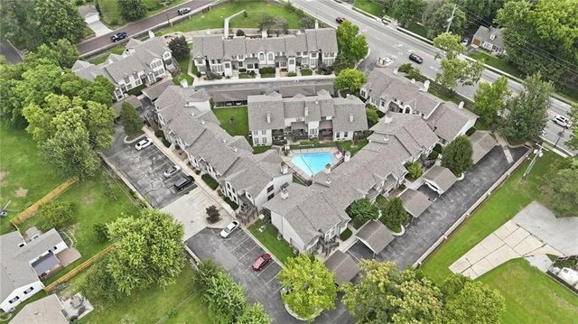 7460 Nall Avenue, Prairie Village, KS 66208