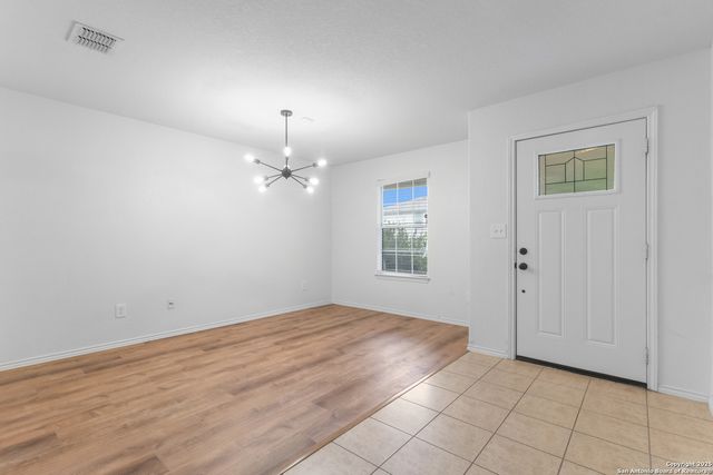 9418 Madison Crk, Converse, TX 78109