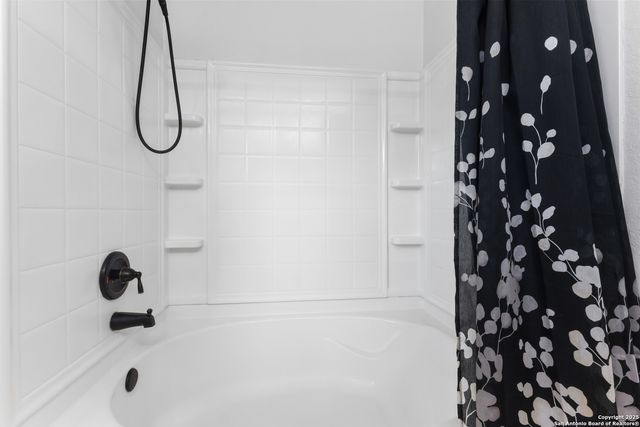 9418 Madison Crk, Converse, TX 78109