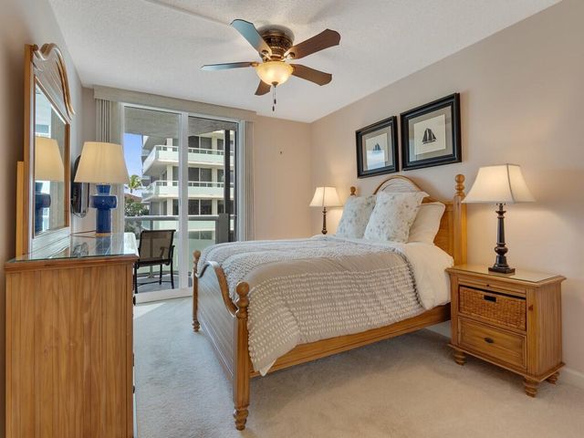 3554 Ocean Drive 302, Vero Beach, FL 32963