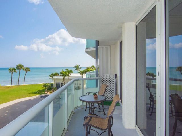 3554 Ocean Drive 302, Vero Beach, FL 32963