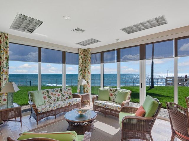 3554 Ocean Drive 302, Vero Beach, FL 32963