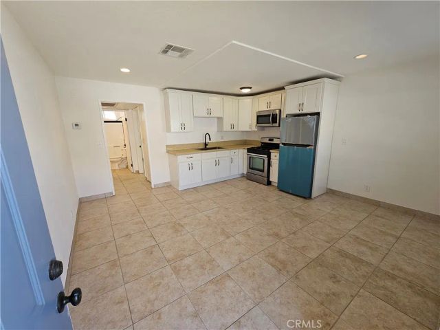 10037 Samoa Avenue 6, Tujunga, CA 91042