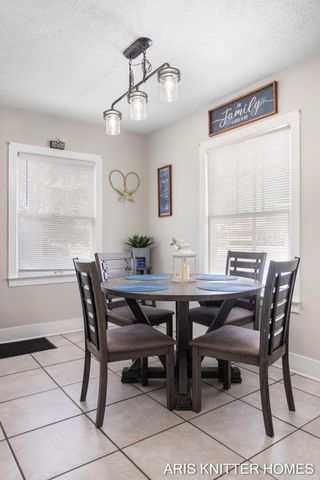 1638 32ND Street Sw, City Of Wyoming, MI 49508