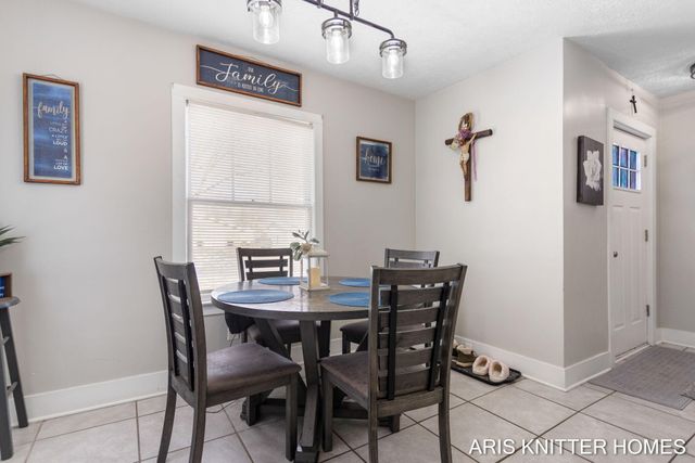 1638 32ND Street Sw, City Of Wyoming, MI 49508