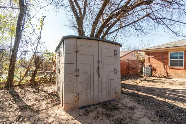 1908 N Overbrook Drive, Oklahoma City, OK 73121