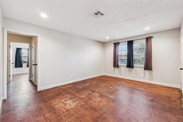 1908 N Overbrook Drive, Oklahoma City, OK 73121