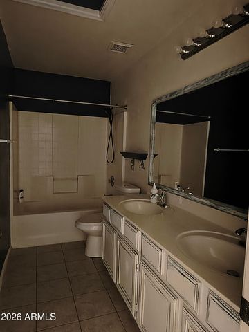 1161 W ELGIN Street, Chandler, AZ 85224