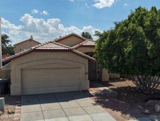 1161 W ELGIN Street, Chandler, AZ 85224