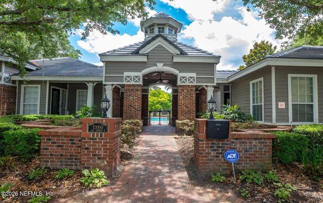 10000 GATE Parkway N 624, Jacksonville, FL 32246