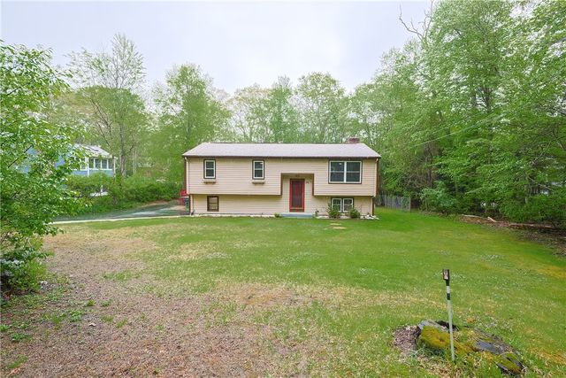274 Courthouse Lane, Burrillville, RI 02859