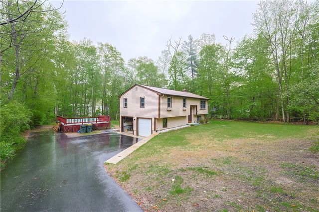 274 Courthouse Lane, Burrillville, RI 02859