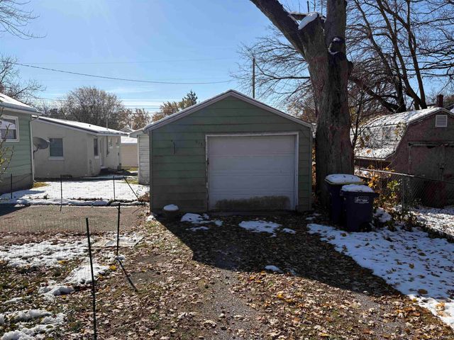 913 Villa Terrace, Kendallville, IN 46755