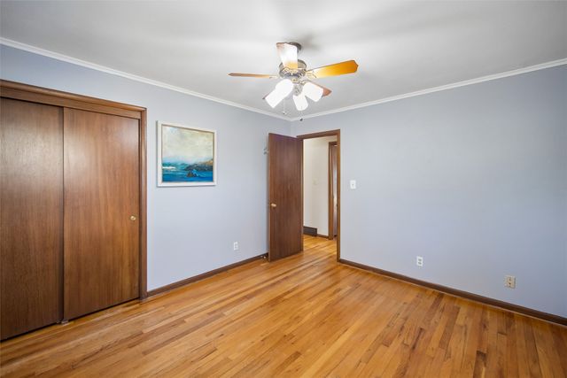 2204 Hillside Avenue, West Des Moines, IA 50265