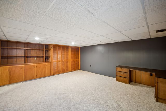 2204 Hillside Avenue, West Des Moines, IA 50265