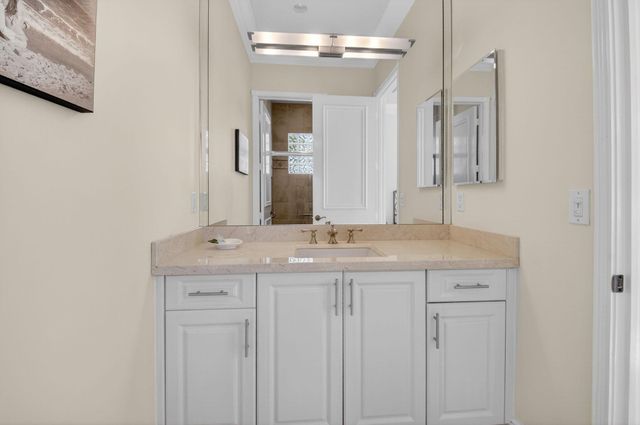 13273 Solana Beach Cove, Delray Beach, FL 33446