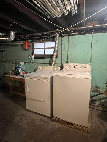 12741 Hoyne Avenue, Blue Island, IL 60406