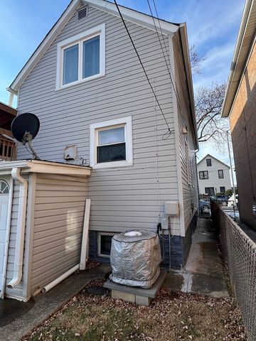 12741 Hoyne Avenue, Blue Island, IL 60406