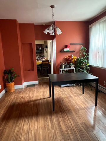 12741 Hoyne Avenue, Blue Island, IL 60406