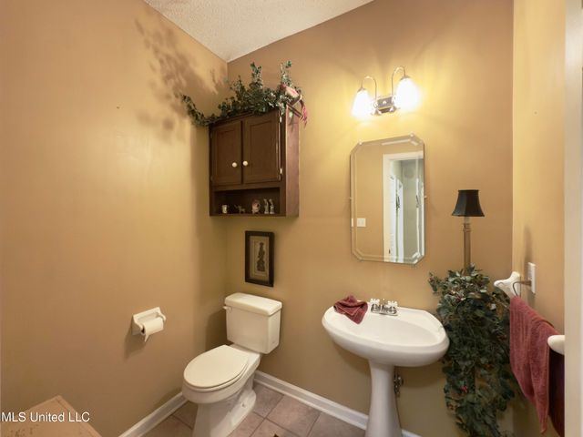 19 Peel Lane, Holly Springs, MS 38635