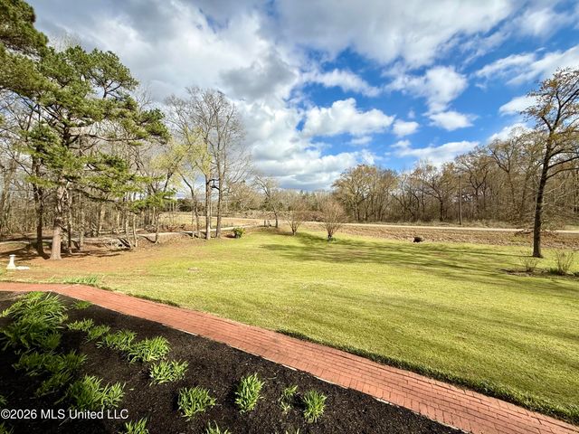 19 Peel Lane, Holly Springs, MS 38635