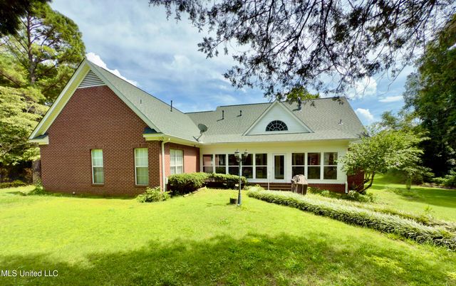 19 Peel Lane, Holly Springs, MS 38635