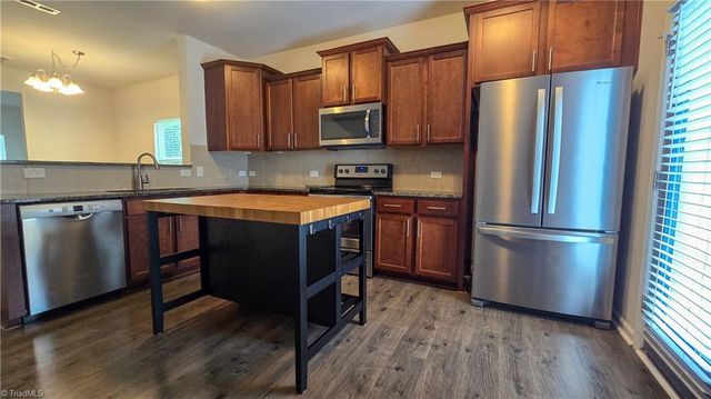 2381 Autumn Mist Drive, Winston-salem, NC 27103
