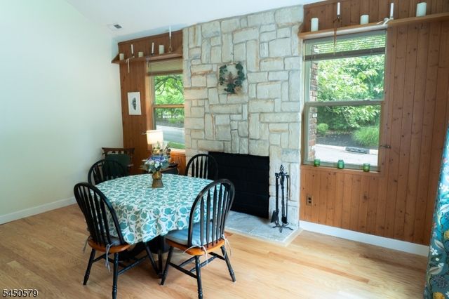 54 Cherrywood Dr, Franklin Twp., NJ 08873