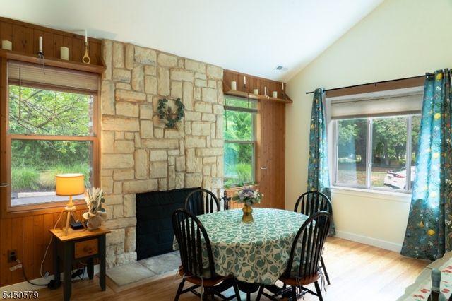 54 Cherrywood Dr, Franklin Twp., NJ 08873