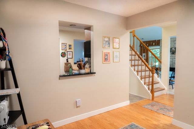 54 Cherrywood Dr, Franklin Twp., NJ 08873