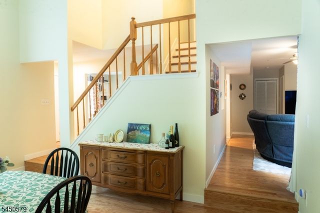 54 Cherrywood Dr, Franklin Twp., NJ 08873