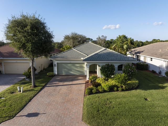 1171 SE Kirk Street, Stuart, FL 34997