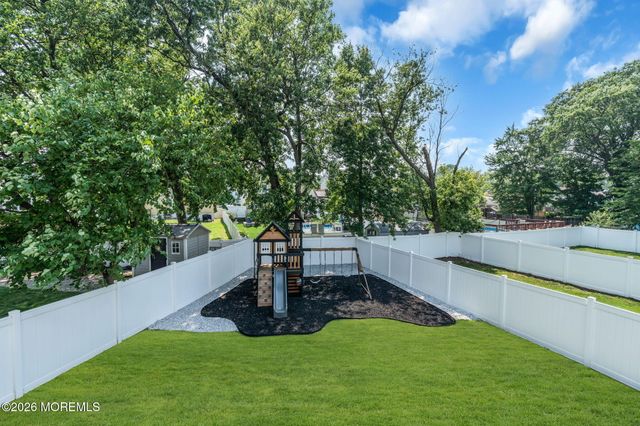 42 Creek Road, Port Monmouth, NJ 07758