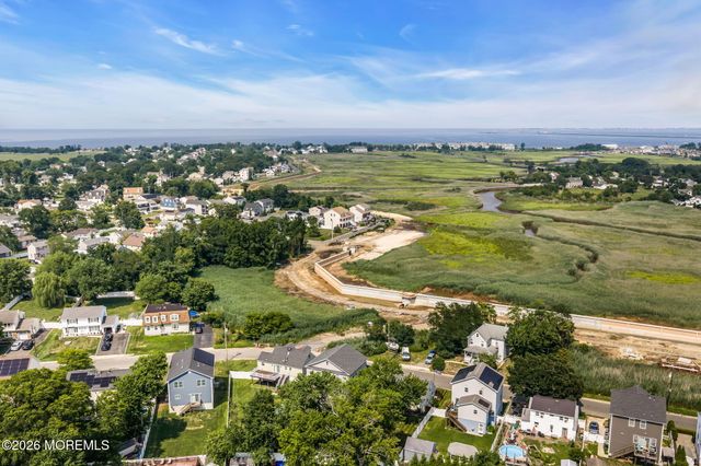 42 Creek Road, Port Monmouth, NJ 07758