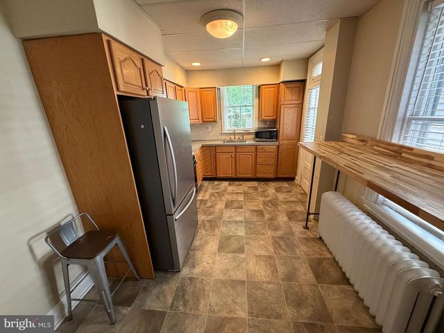 218 N PINE ST, Lancaster, PA 17603