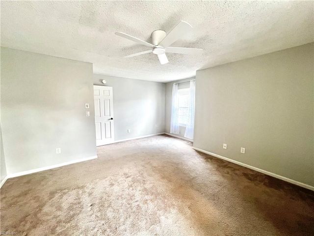 602 Barwick CT, Chesapeake, VA 23320
