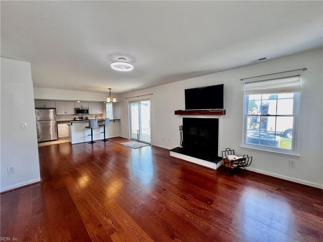 602 Barwick CT, Chesapeake, VA 23320